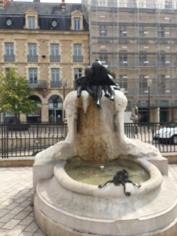 Ideal Art Deco Compris Un Parking Prive Securise Darcy Liberte Centre Gare-Ville Dijon Luaran gambar